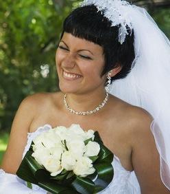 Brautfrisuren kurze haare mit diadem